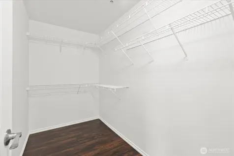 1828 NE Serpentine Place Shoreline WA 98155