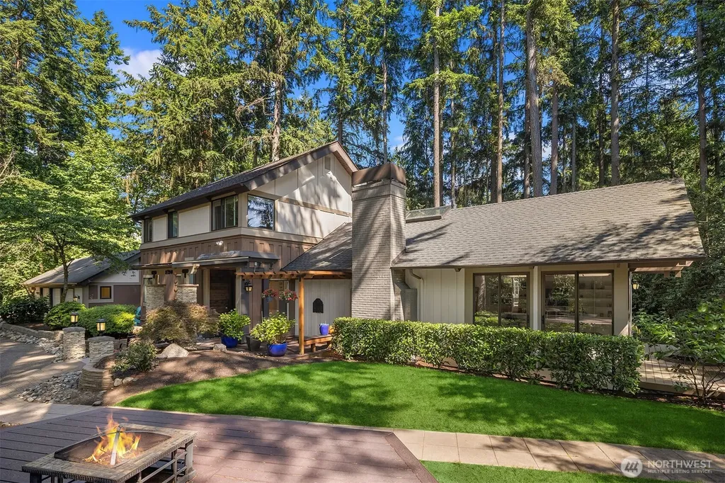 3720 131st Avenue NE Bellevue WA 98005