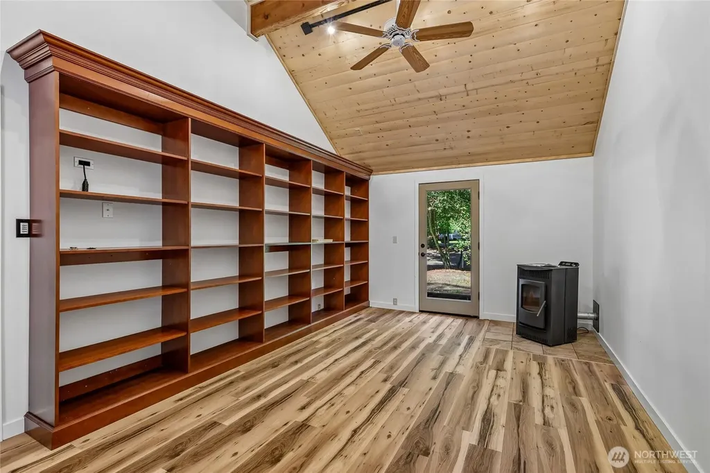 3720 131st Avenue NE Bellevue WA 98005
