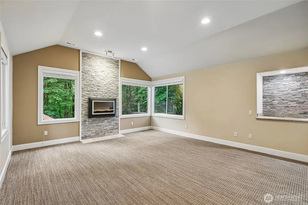 3720 131st Avenue NE Bellevue WA 98005