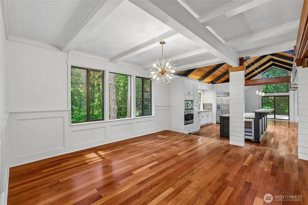 3720 131st Avenue NE Bellevue WA 98005