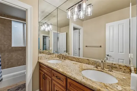 3720 131st Avenue NE Bellevue WA 98005