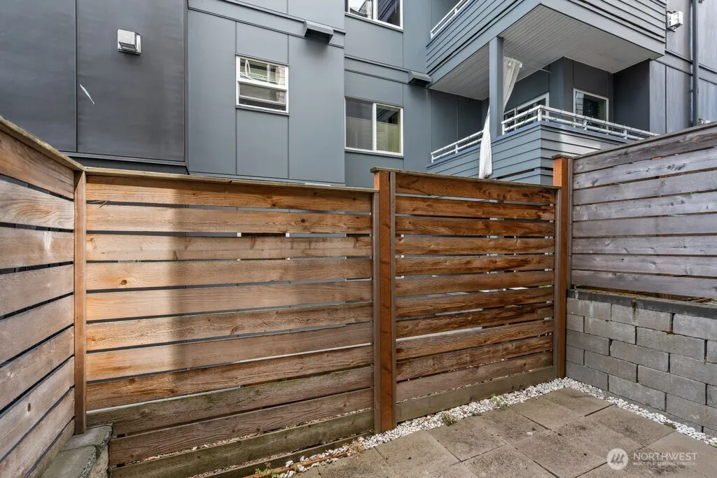 3104 SW Avalon Way Seattle WA 98126