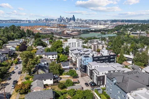 3104 SW Avalon Way Seattle WA 98126