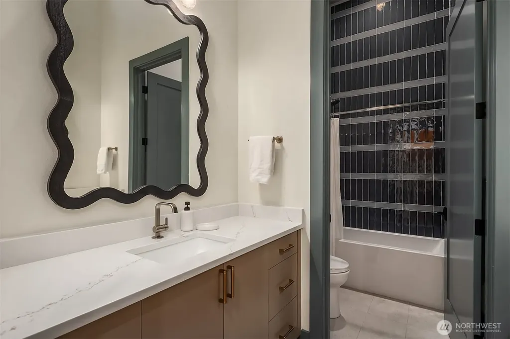 2131 104th Place SE Bellevue WA 98004