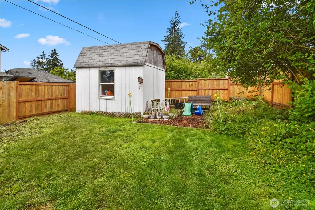 913 Broad Street Mount Vernon WA 98274