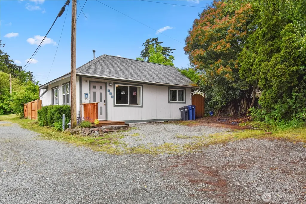 913 Broad Street Mount Vernon WA 98274