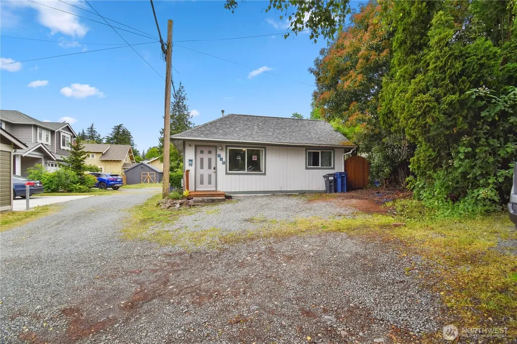 913 Broad Street Mount Vernon WA 98274