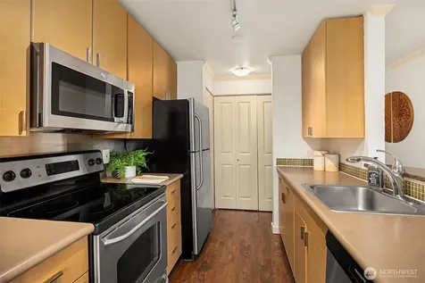 11801 100th Avenue NE Kirkland WA 98034