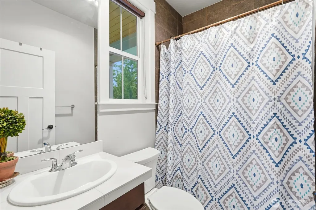 11522 157th Court NE Redmond WA 98052