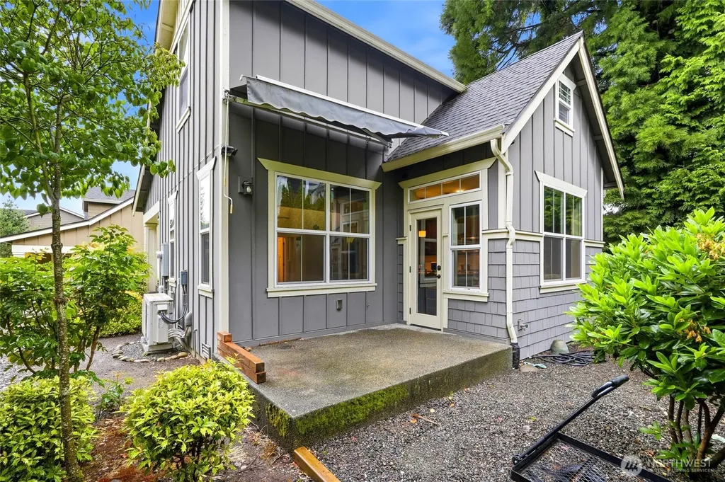 11522 157th Court NE Redmond WA 98052