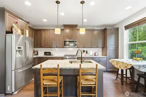 11522 157th Court NE Redmond WA 98052
