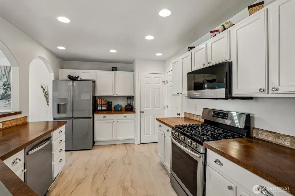 17717 16th Avenue E Spanaway WA 98387
