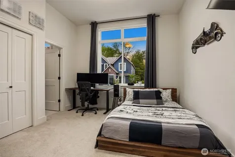 2206 210th Place SE Sammamish WA 98075