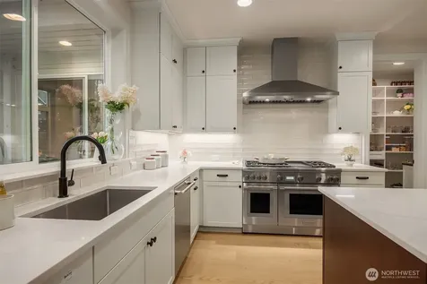 2206 210th Place SE Sammamish WA 98075