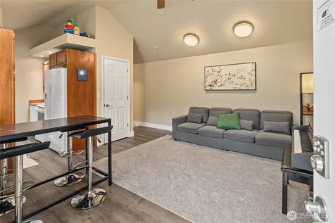 33625 SE 303rd Lane Ravensdale WA 98051