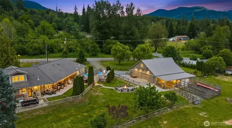 33625 SE 303rd Lane Ravensdale WA 98051