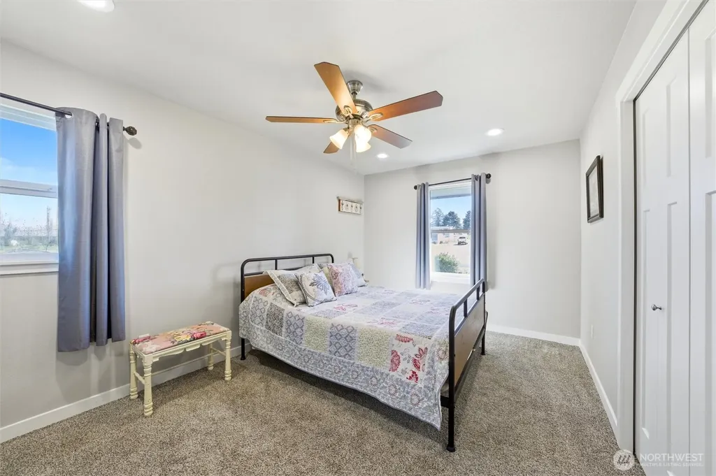 335 Ross Way Wallula WA 99363