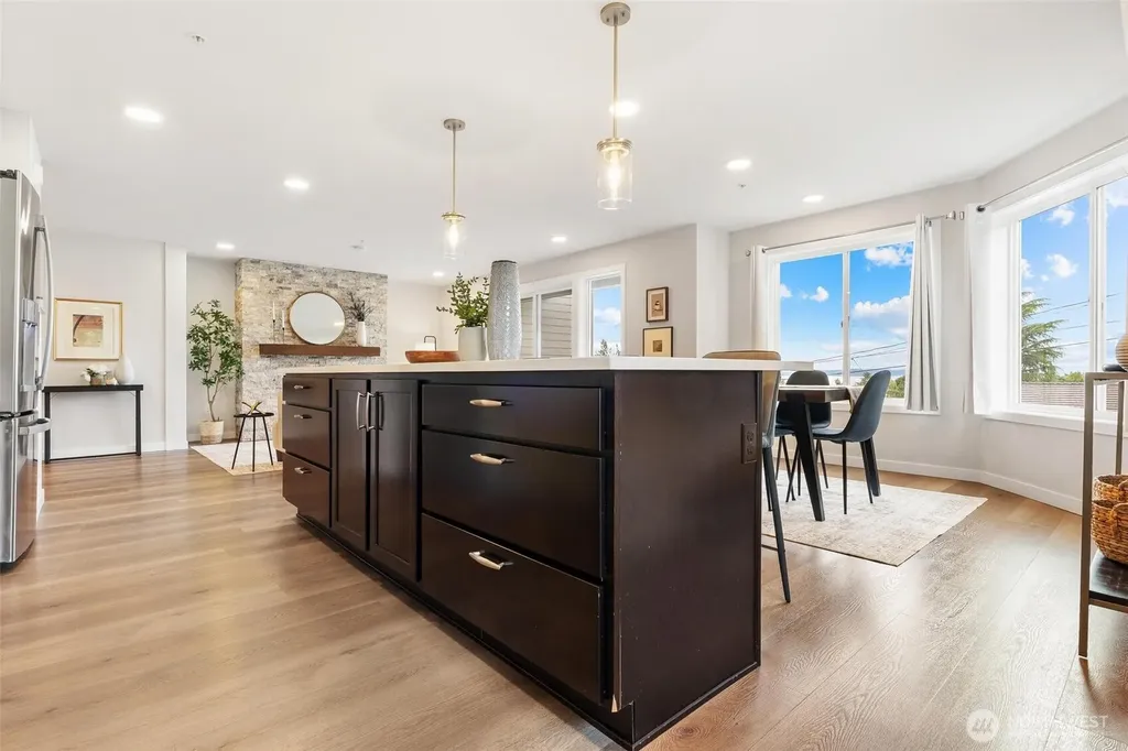554 Paradise Lane Edmonds WA 98020