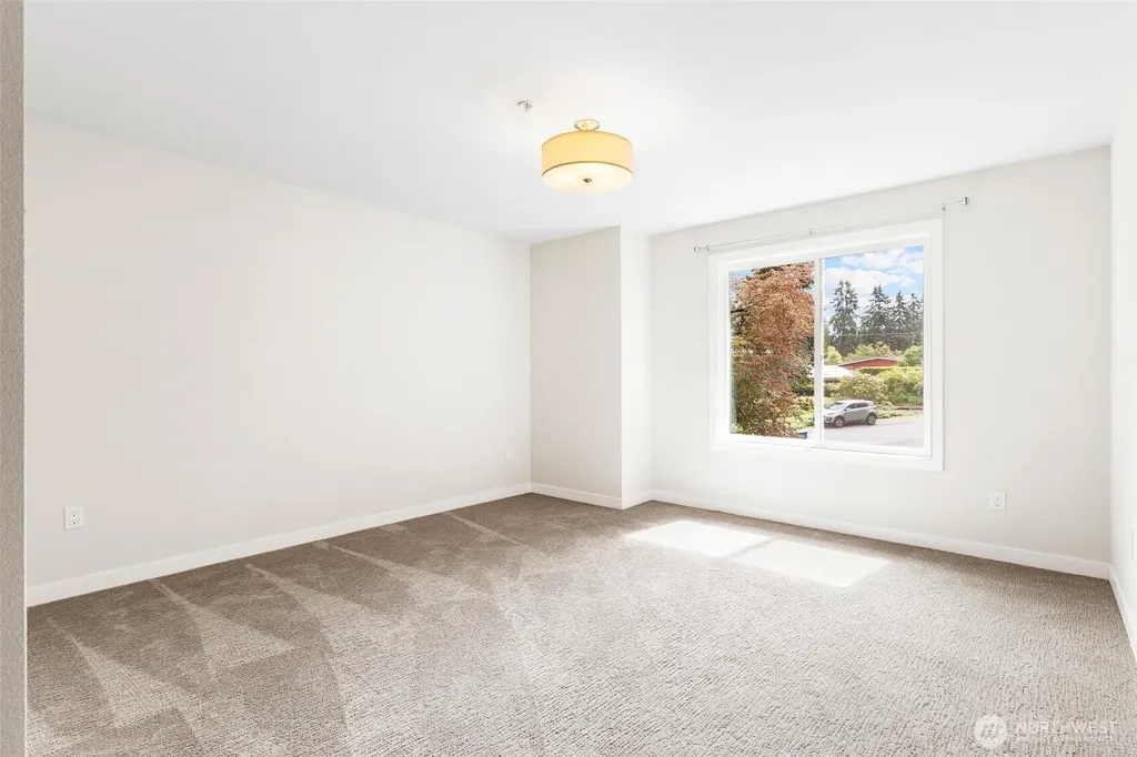 554 Paradise Lane Edmonds WA 98020