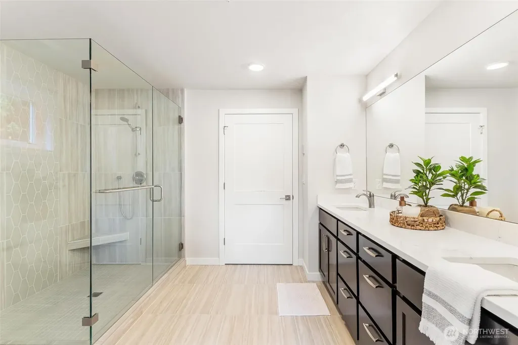 554 Paradise Lane Edmonds WA 98020