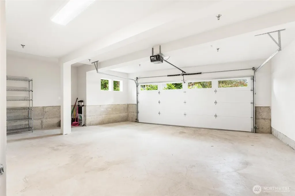 554 Paradise Lane Edmonds WA 98020