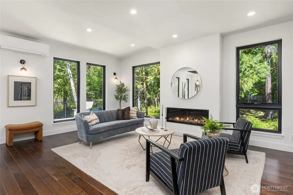 10399 NE Pine Way Bainbridge Island WA 98110