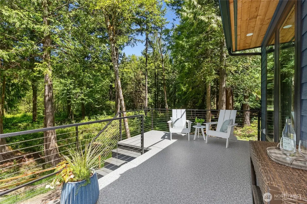 10399 NE Pine Way Bainbridge Island WA 98110