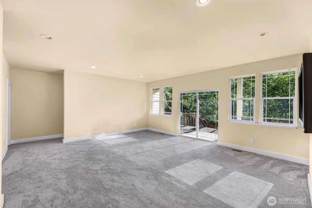 1235 Geneva Hills Road Bellingham WA 98229