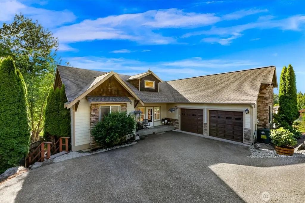 1235 Geneva Hills Road Bellingham WA 98229