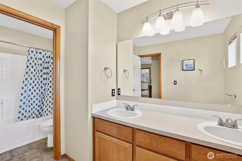3228 Cardinal Drive NW Olympia WA 98502