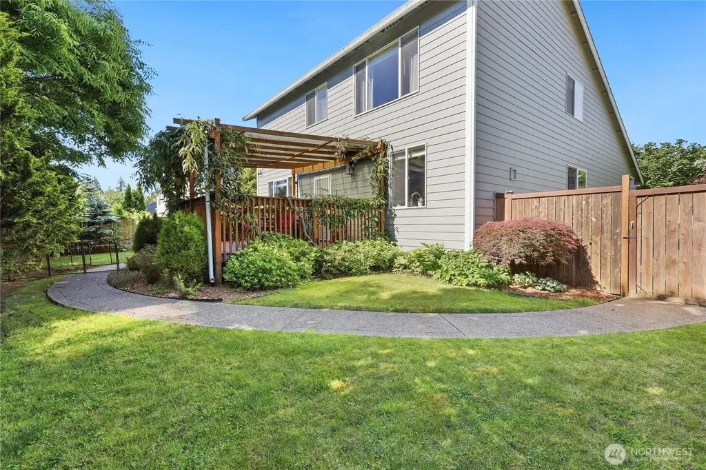 3228 Cardinal Drive NW Olympia WA 98502