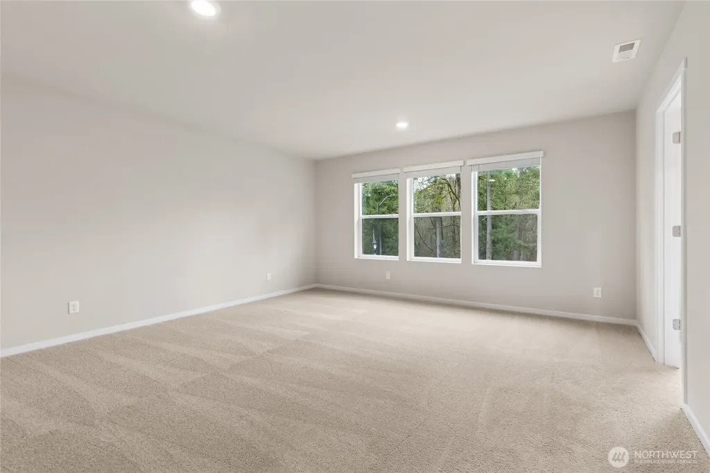 5518 S 328th Street Auburn WA 98001