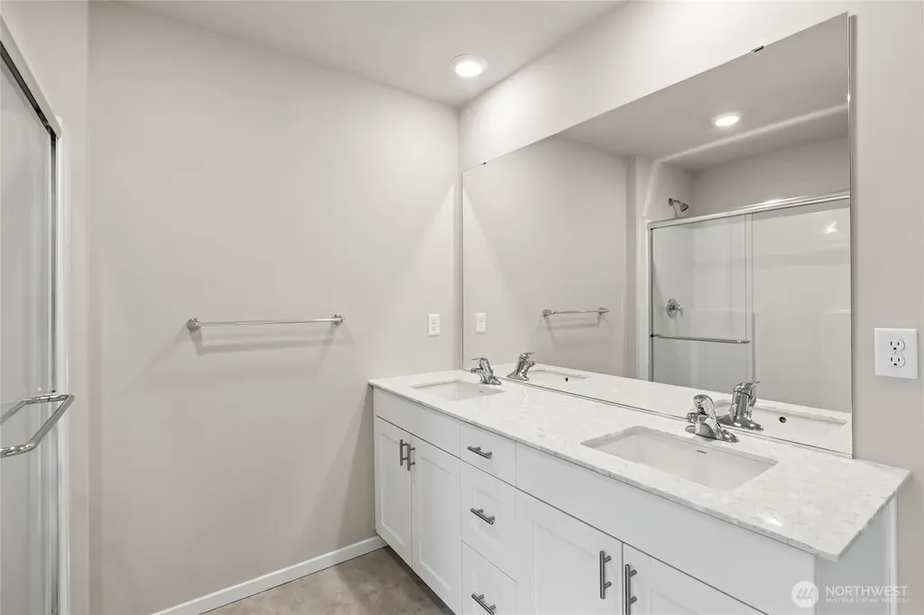 5518 S 328th Street Auburn WA 98001