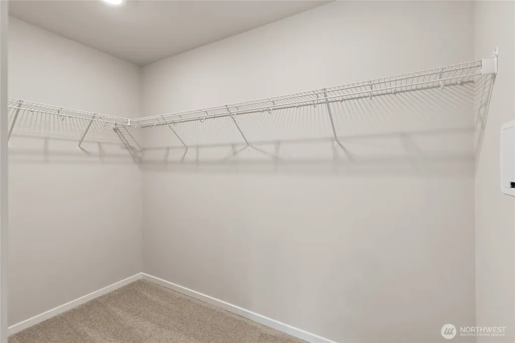 5518 S 328th Street Auburn WA 98001