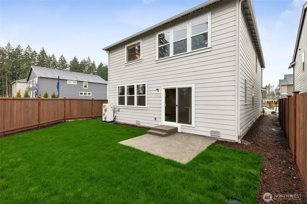 5518 S 328th Street Auburn WA 98001