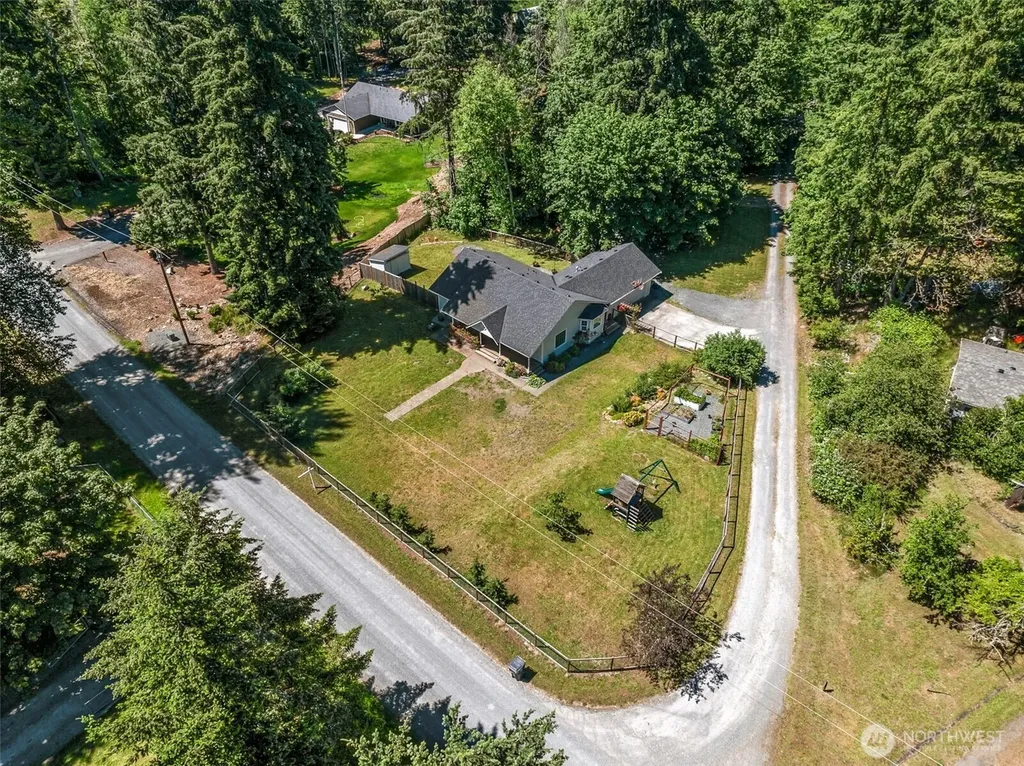 12301 401st Street E Eatonville WA 98328