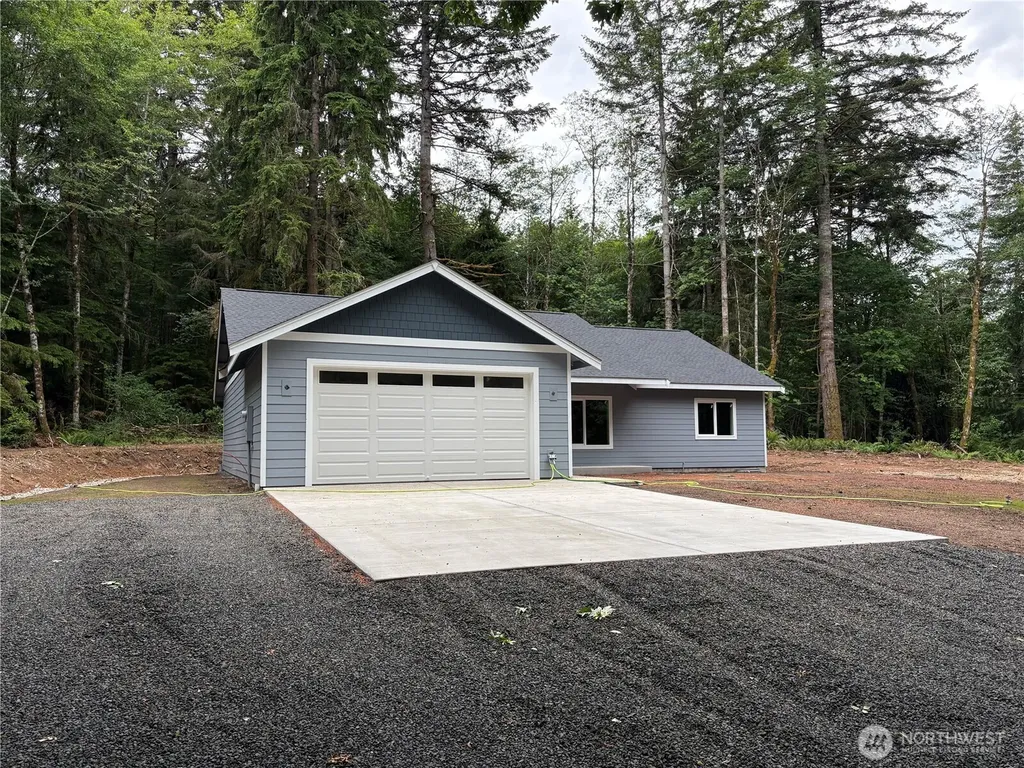 61 E Olyview Place Grapeview WA 98546