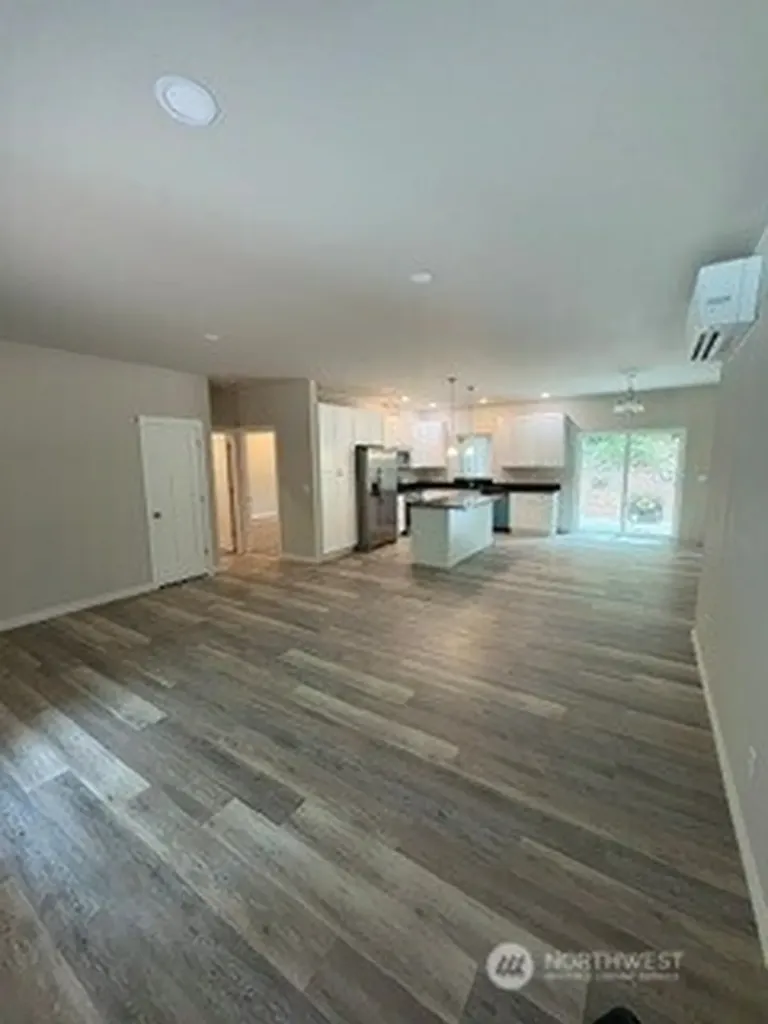 61 E Olyview Place Grapeview WA 98546
