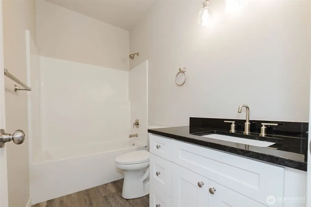 61 E Olyview Place Grapeview WA 98546