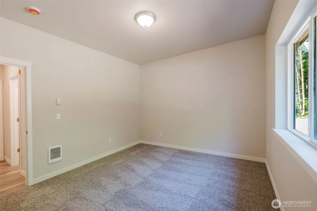 61 E Olyview Place Grapeview WA 98546