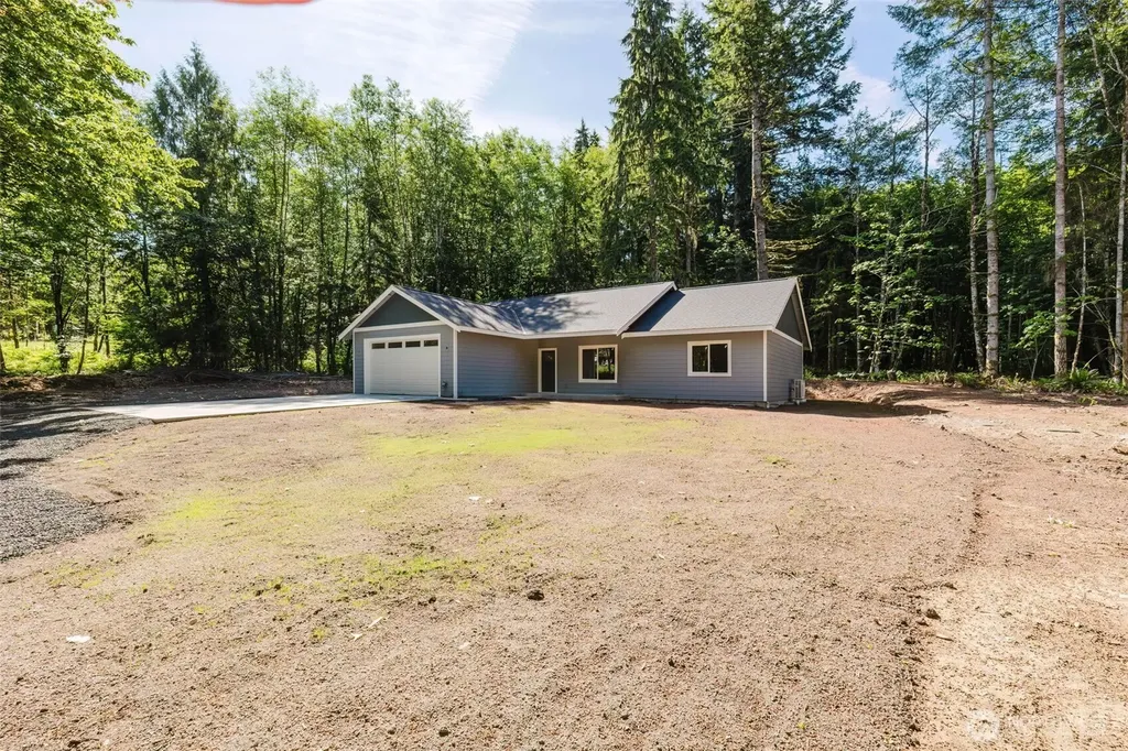61 E Olyview Place Grapeview WA 98546