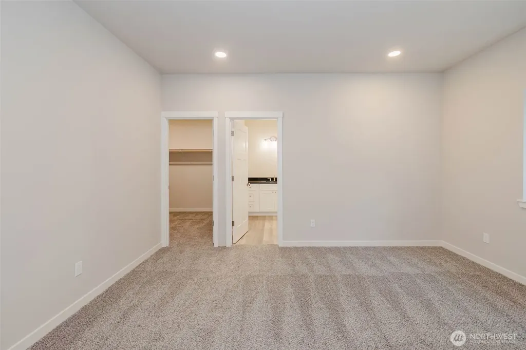 61 E Olyview Place Grapeview WA 98546