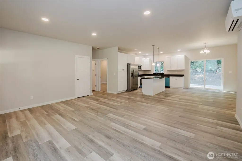 61 E Olyview Place Grapeview WA 98546