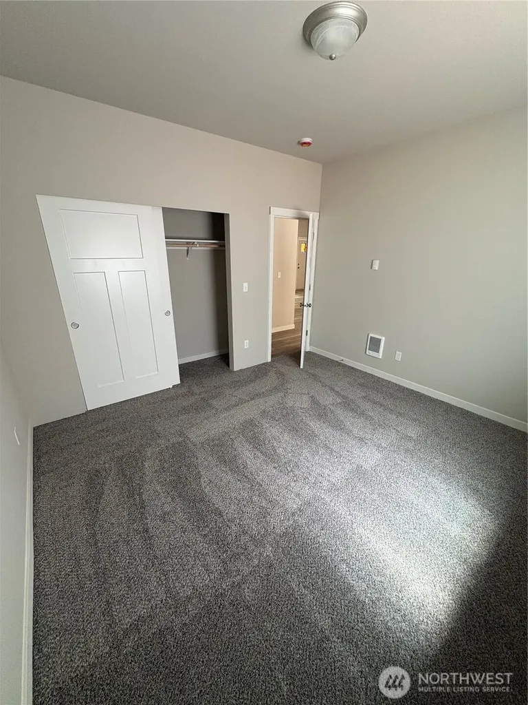 61 E Olyview Place Grapeview WA 98546