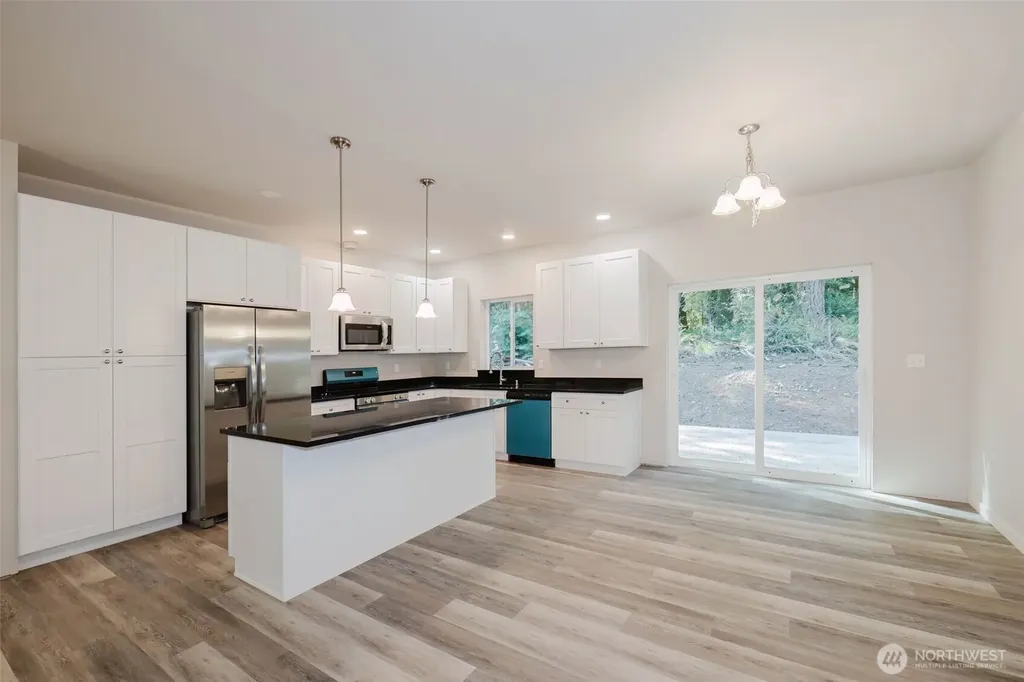61 E Olyview Place Grapeview WA 98546