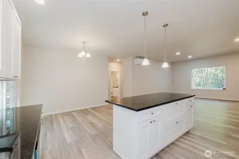 61 E Olyview Place Grapeview WA 98546