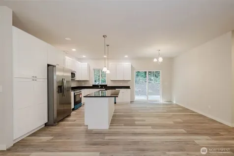 61 E Olyview Place Grapeview WA 98546