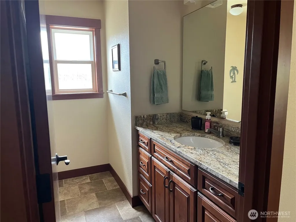 2901 S Bay Road NE Olympia WA 98506