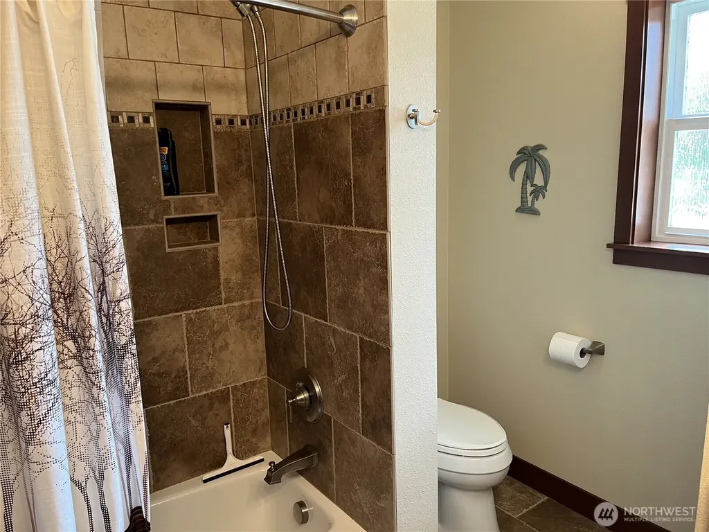 2901 S Bay Road NE Olympia WA 98506